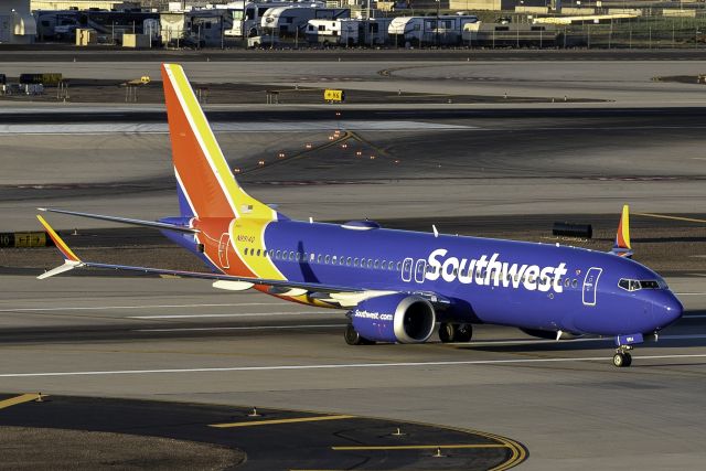 Boeing 737 MAX 8 (N8914Q)
