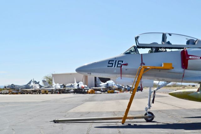 SINGAPORE TA-4 Super Skyhawk (N518TA) - TA-4J  N518TA