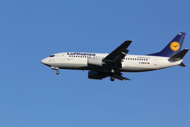 Boeing 737-700 (D-ABEW)