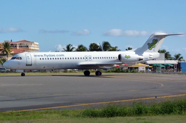 Fokker 100 (PJ-DAB)