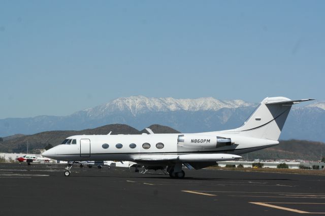 Gulfstream American Gulfstream 2 (N860PM) - N860PM @ F70 (French Valley)  Murietta, CA .