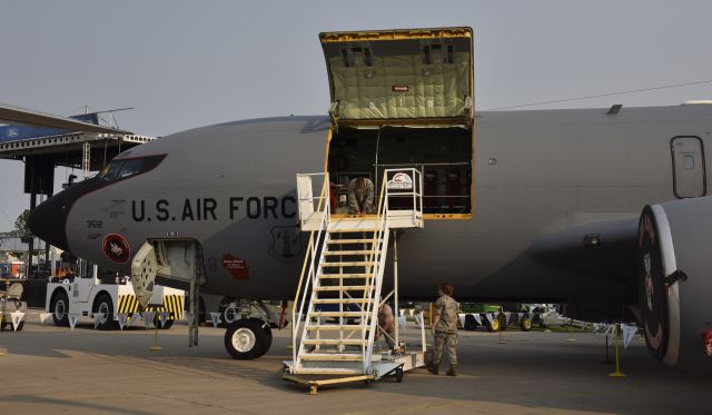 Boeing C-135FR Stratotanker (62-3512) - Airventure 2018