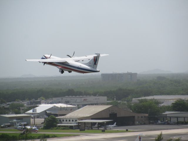 Aerospatiale ATR-72-500 (N408AT) - American Eagle flight from San Juan to the D.R.