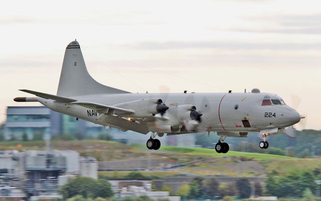 15-8224 — - usn p-3c orion 158224 about to land at shannon 30/8/15.