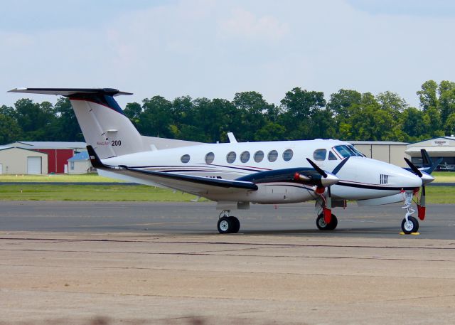 Beechcraft Super King Air 200 (N251KB) - At Downtown Shreveport.