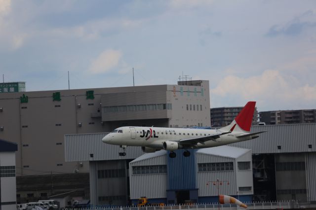 Embraer 170/175 (JA213J)