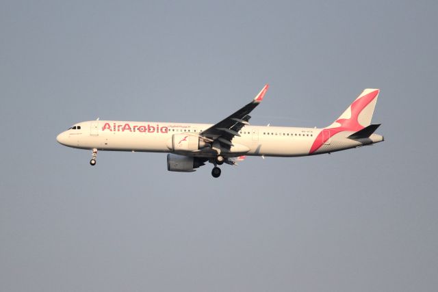 Airbus A321neo (A6-ATA)