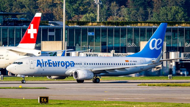 Boeing 737-800 (EC-MJU)