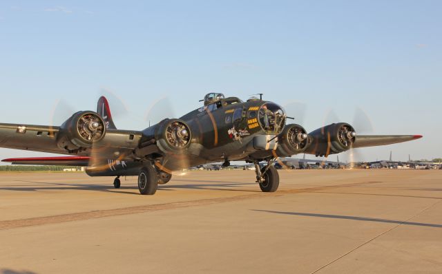 Boeing B-17 Flying Fortress (N7227C) - Douglas B-17G-95-DL 44-83872 / PB-1W, BuNo 77235 - N7227C, "Texas Raiders", Commemorative Air Force Gulf Coast Wingbr /Barksdale Air Force Basebr /PHOTO: Christopher Ebdon, AV8PIX