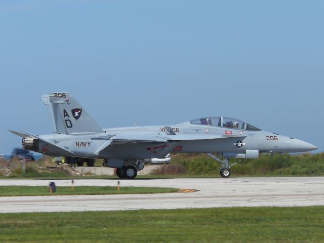 McDonnell Douglas FA-18 Hornet (16-6467)