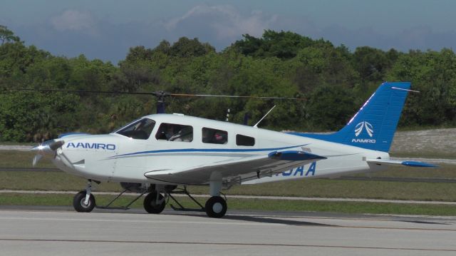 Piper Cherokee (N848AA)