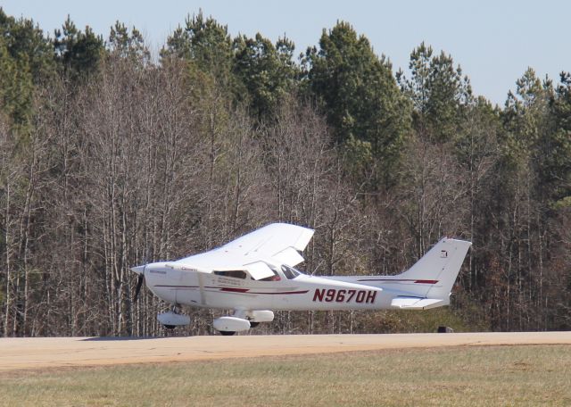 Cessna Skyhawk (N9670H)