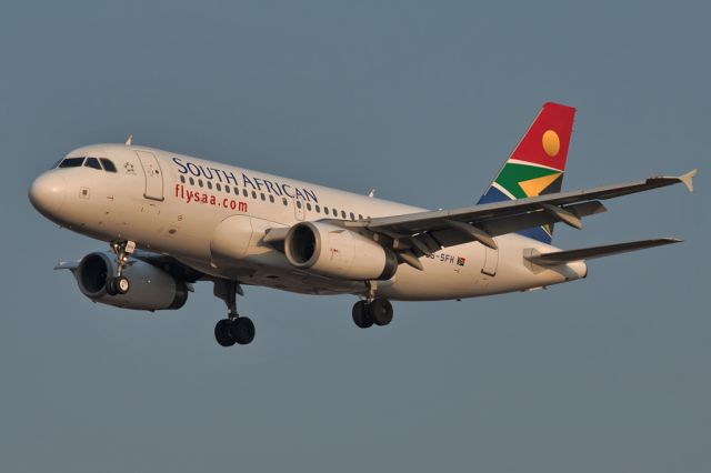 ZS-SFH — - Landing OR Tambo in Johannesburg South Africa.