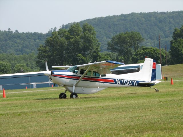 Cessna Skywagon (N70071)