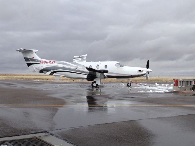 Pilatus PC-12 (N323NX)