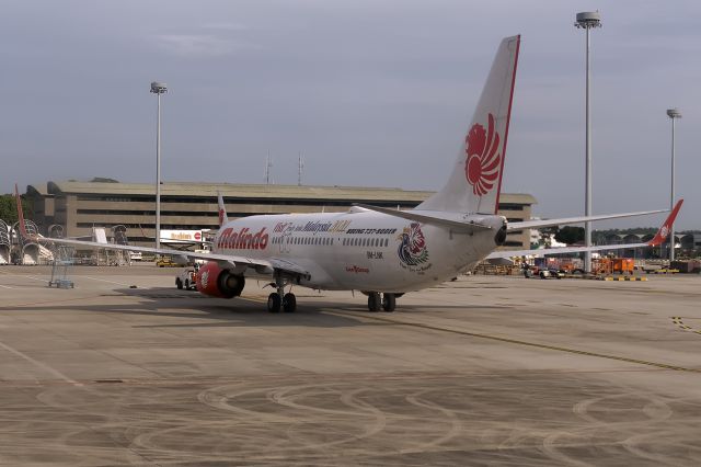 Boeing 737-800 (9M-LNK) - 29th Dec., 2019:  Wearing "Visit Malaysia 2020" livery, she's seen parked on the ramp at Kuala Lumpur International Airport.