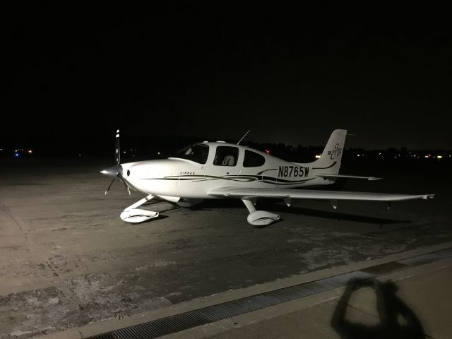 Cirrus SR-20 (N8765W)