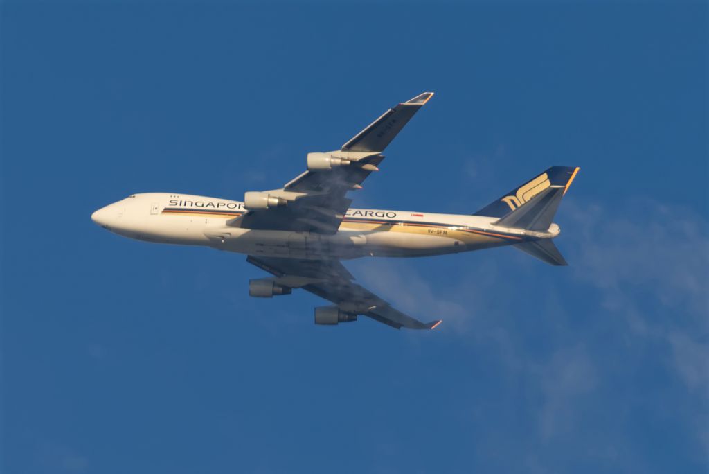 Boeing 747-400 (9V-SFM)
