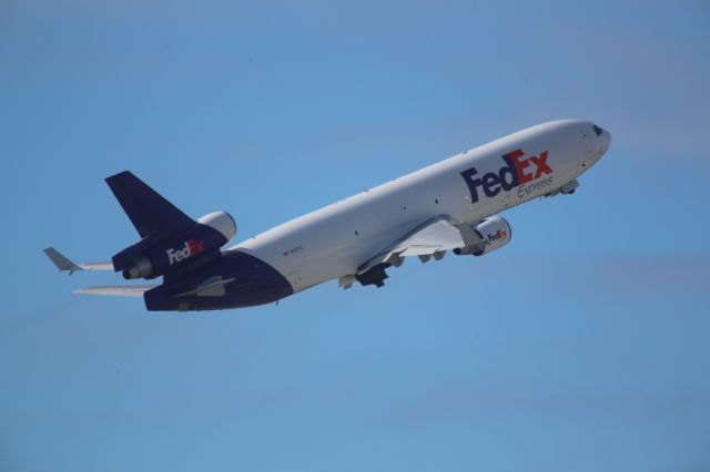 Boeing MD-11 (N527FE)
