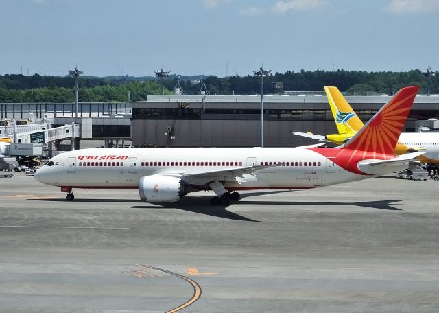 Boeing 787-8 (VT-ANM) - Taxing at NRT (2017/08/09)