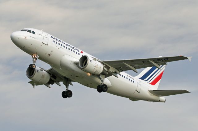 Airbus A319 (F-GRHZ) - AFR1669 on the way back to Paris CDG