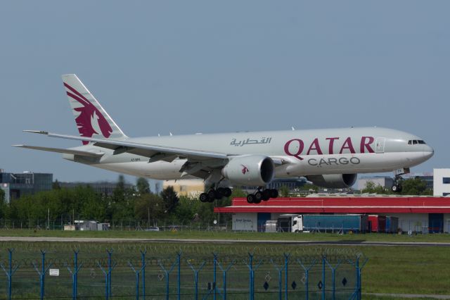 BOEING 777-200LR (A7-BFK) - WAW SPOTTING
