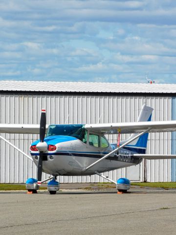 Cessna Skylane (N9155M)