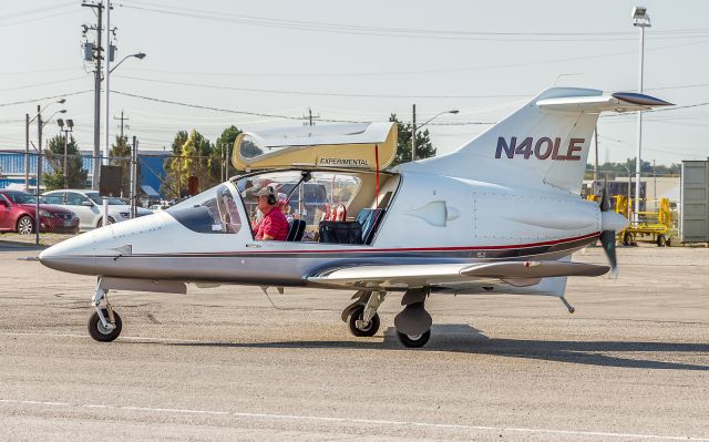 PRESCOTT Pusher (N40LE) - Thats some nice seat pitch!