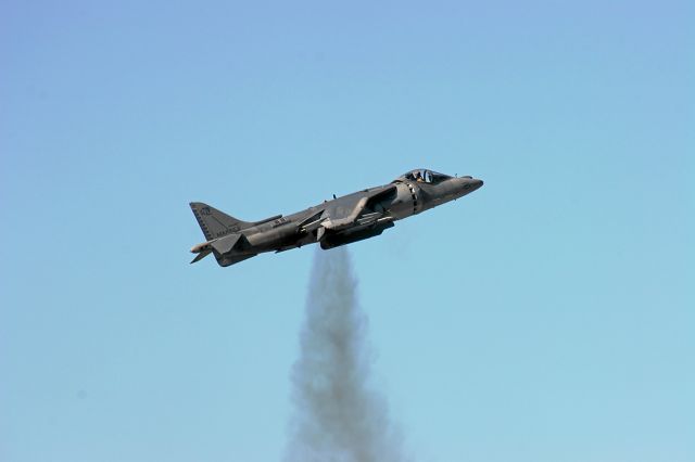 — — - Marine Harrier Full Thrust and Water Injection at Oshkosh