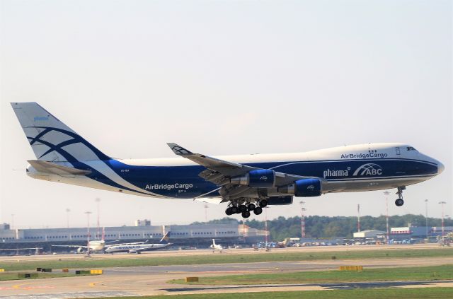 Boeing 747-400 (VO-BIA)