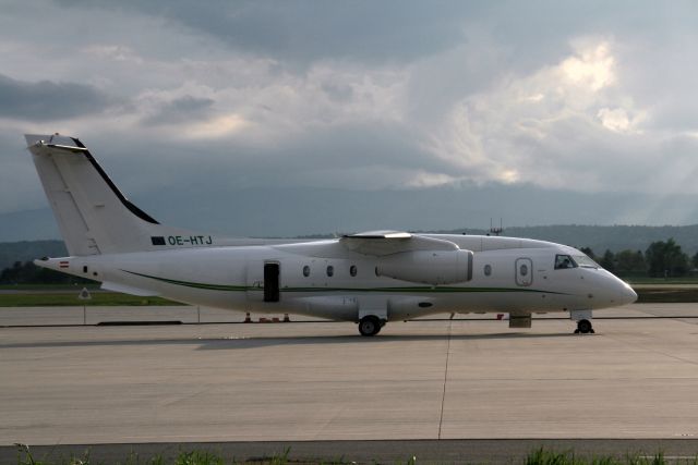 Fairchild Dornier 328JET (OE-HTJ) - Dornier 328-300   -   Graz   -   2012-05-04