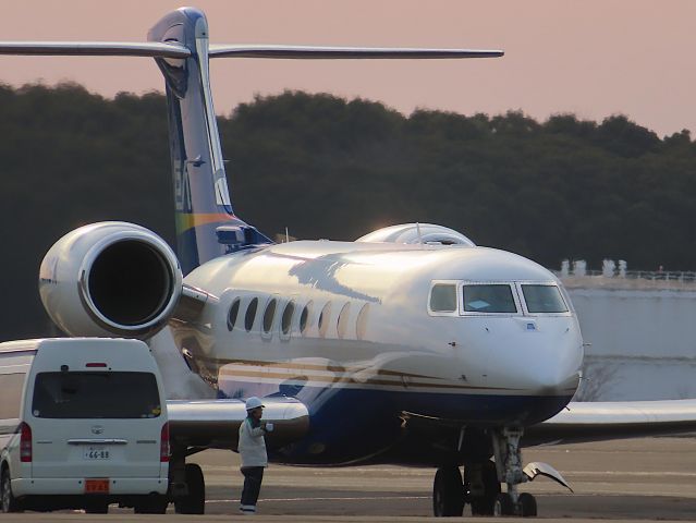 Gulfstream Aerospace Gulfstream G650 (M-GAGA) - Photo taken on Feb 12, 2023.