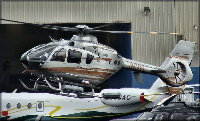 N13VL — - Eurocopter Deutschland Gmbh EC 135 T2  C/N: 0735 N13VL  Location: San Juan - Fernando Luis Ribas Dominicci (Isla Grande) (SIG / TJIG) Photo: Tomás Del Coro 06-12-09