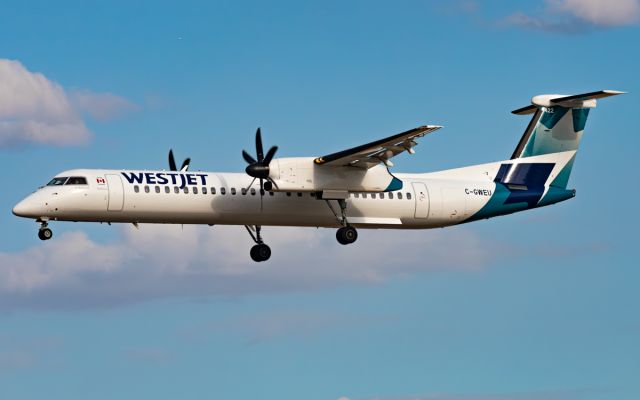 de Havilland Dash 8-400 (C-GWEU)