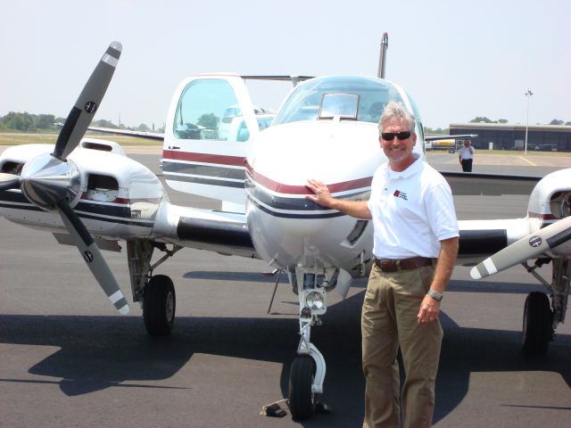 Beechcraft Baron (58) (N99BM)