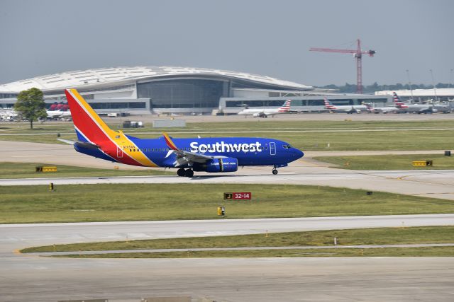 Boeing 737-700 (N285WN) - R-32 06-10-23