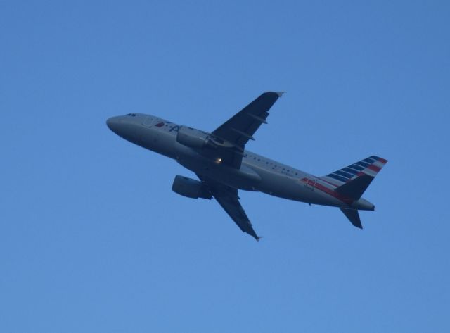 Airbus A319 (N730US)