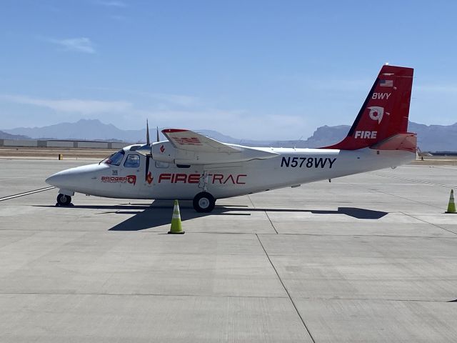 Aero Commander 500 (N578WY)