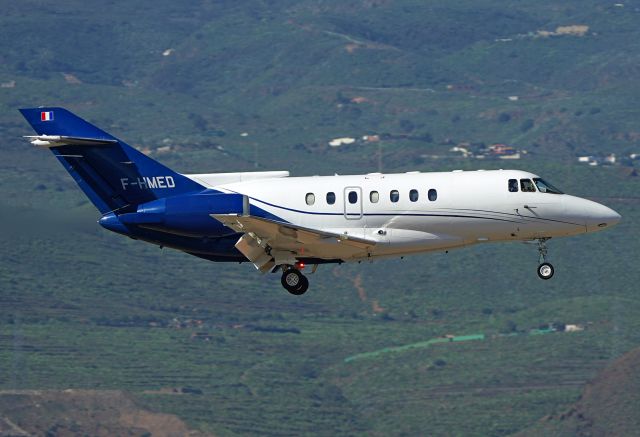 Hawker 1000 (F-HMED)