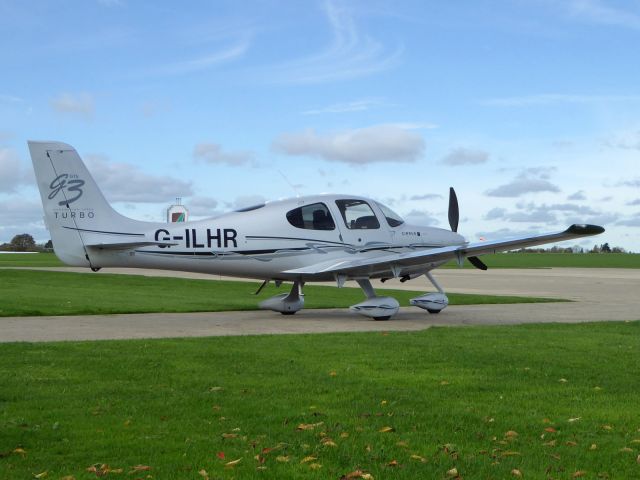 Cirrus SR-22 (G-ILHR)