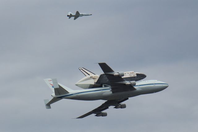 Boeing 747-200 (N911NA) - 2012-04(Apr)17 - Space Shuttle Discovery - Last Flight