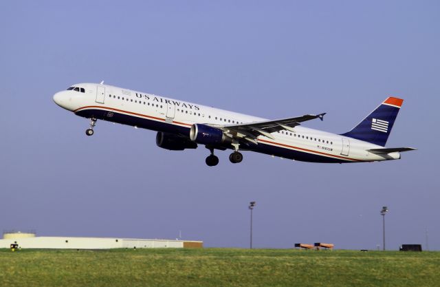 Airbus A321 (N161UW) - Evening takeoff from Charlotte, North Carolina to Fort Lauderdale, Florida. (Photo taken with Canon EOS Rebel T1i, Shutter speed: 1/500 F-stop: F/6.3  ISO: 100  Focal Length: 85mm)