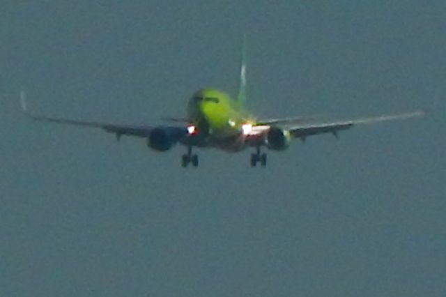 Boeing 737-800 (RA-73489)