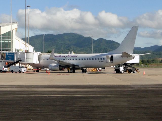 Boeing 737-800 (9Y-MBJ)