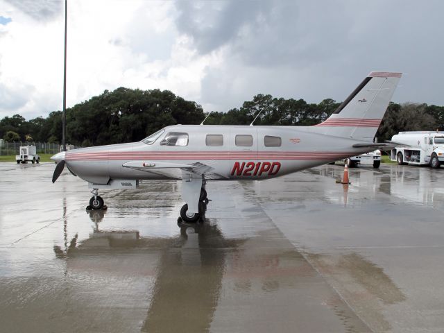 Piper Malibu Mirage (N21PD) - Very nice aircraft. Cabin class. Pressurized.