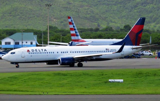 Boeing 737-800 (N3731T)