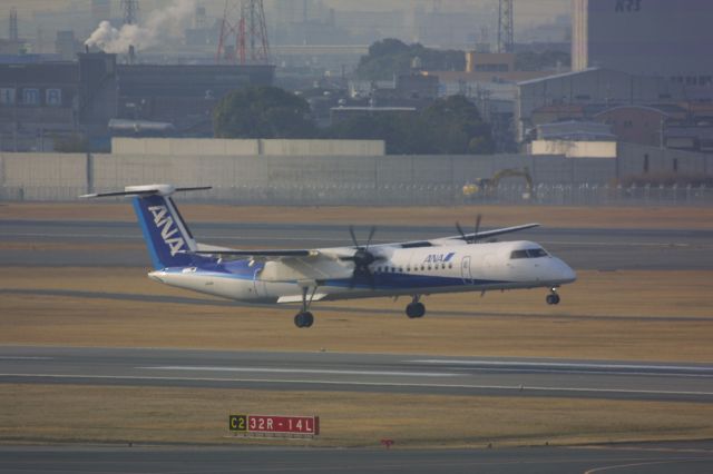 de Havilland Dash 8-400 (JA849A)