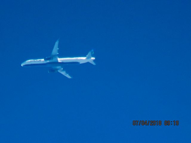 Airbus A321 (N981JT)