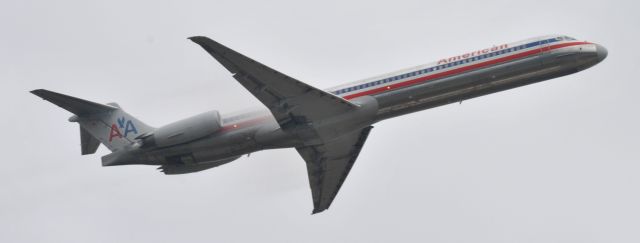 McDonnell Douglas MD-80 (N467AA)