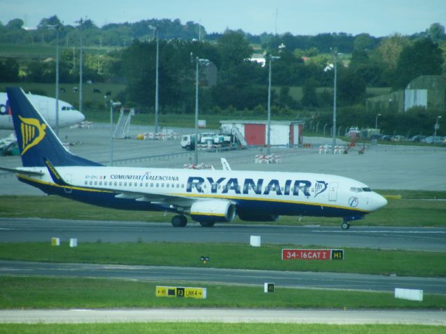 Airbus A320 (EI-DYI)
